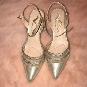 Gold Kitten heel Shoe